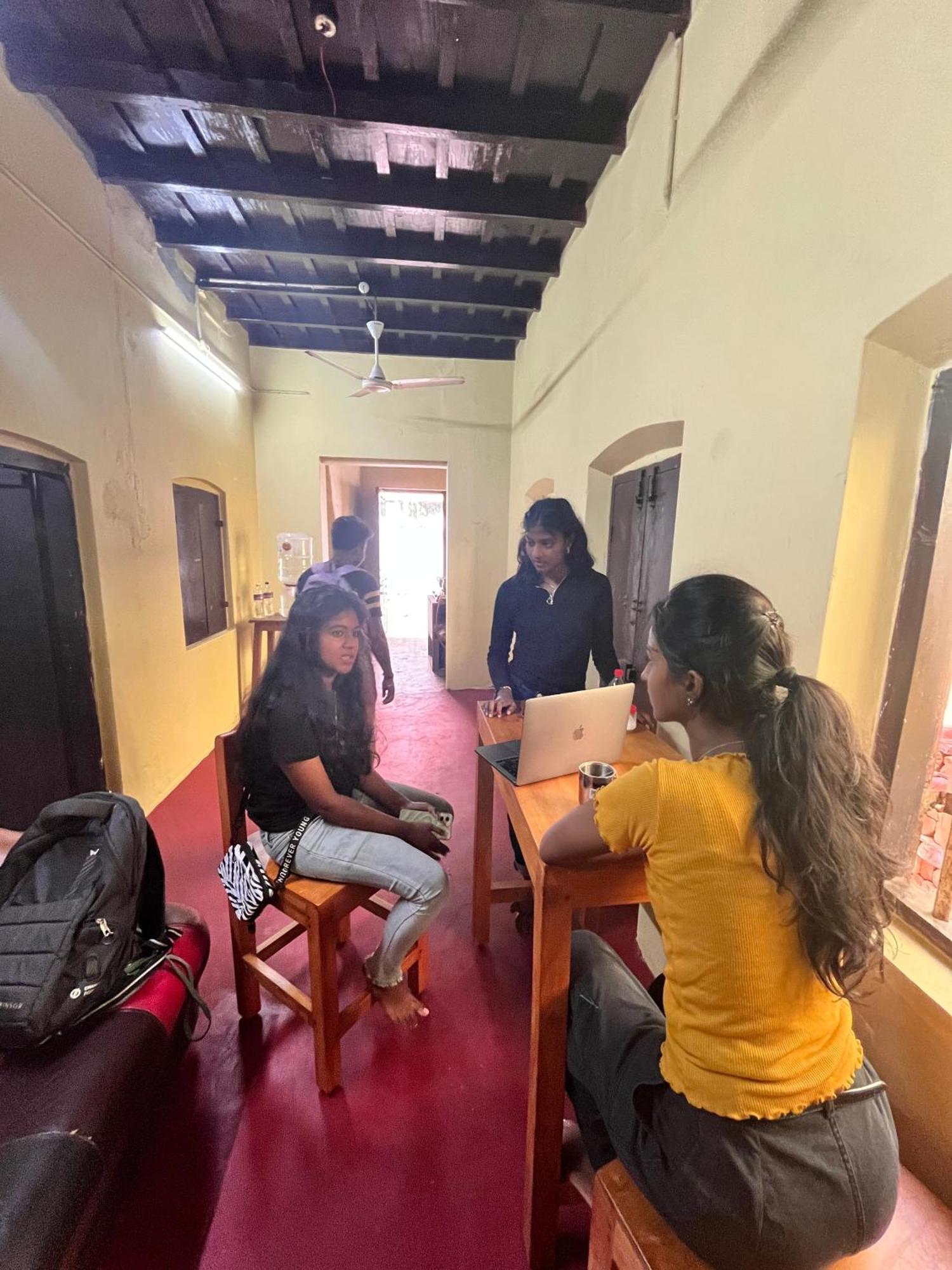 Hostel Gandhi Thiruvananthapuram Екстериор снимка